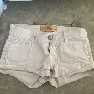 Hollister low-rise shorts